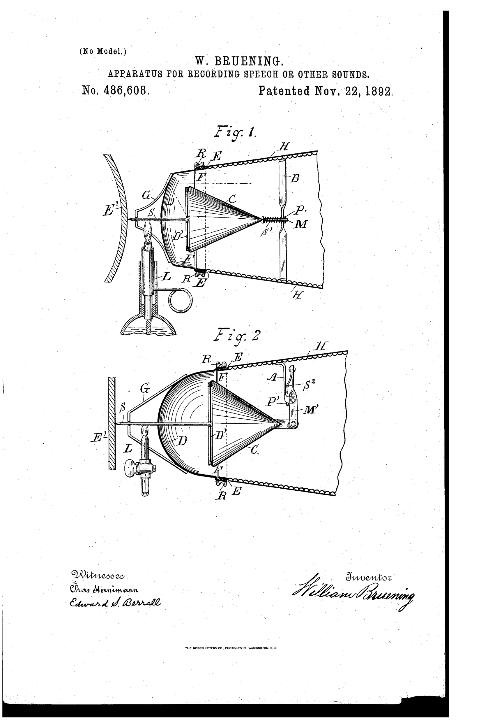 Two vertical sectional diagrams of a phonograph recording apparatus showing a corrugated horn, a cone-shaped diaphragm with a stylus, a dome-shaped sound reflector, and a small lamp used to heat the stylus, with labeled parts including horn (H), diaphragm (D'), cone (C), style (S), and support stem (M).